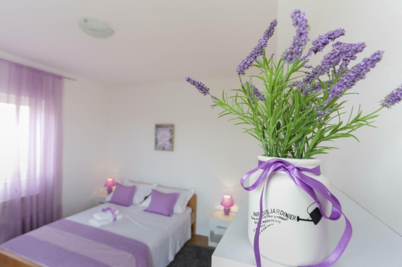 Kaštela Charming Carmen Apartment מראה חיצוני תמונה